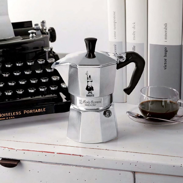 Cafetière italienne Bialetti moka express