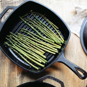 Combinée Poêle sauteuse 2 en 1 en fonte naturelle 3 litres LODGE