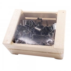 140x140 - 18 Découpoirs Noël Inox Caisse Bois Patisse
